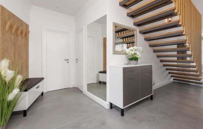 Image No.14-4 Bed Property for sale