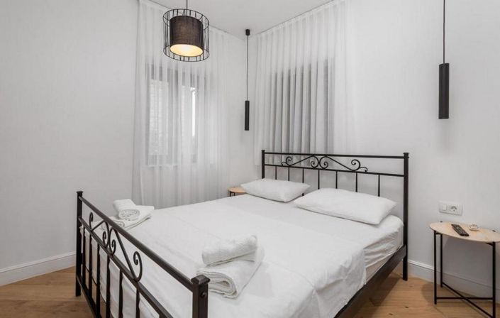 Image No.20-Propriété de 4 chambres à vendre à Novalja