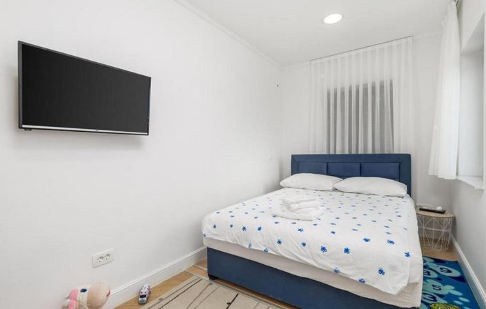 Image No.23-4 Bed Property for sale