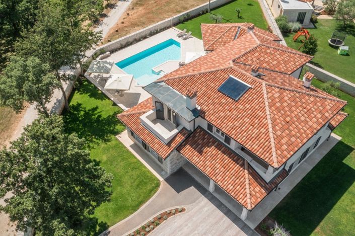 Image No.5-Propriété de 4 chambres à vendre à Tinjan