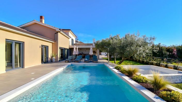 Image No.3-Propriété de 4 chambres à vendre à Porec