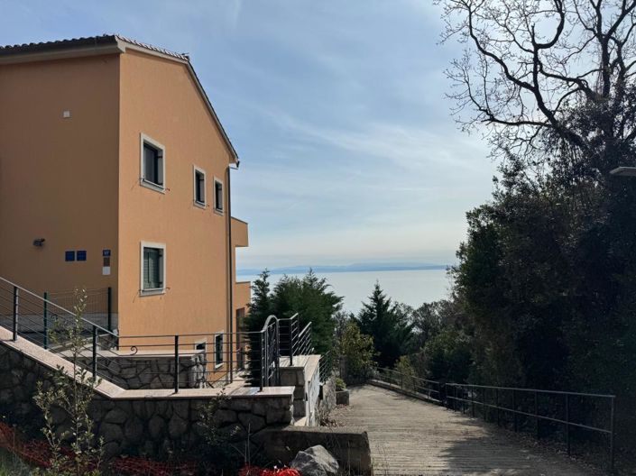 Image No.18-Propriété de 15 chambres à vendre à Mošcenicka Draga