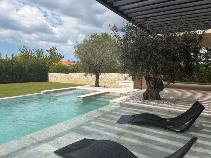 Image No.2-Propriété de 3 chambres à vendre à Kanfanar