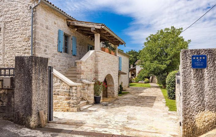 Image No.10-Propriété de 3 chambres à vendre à Pazin