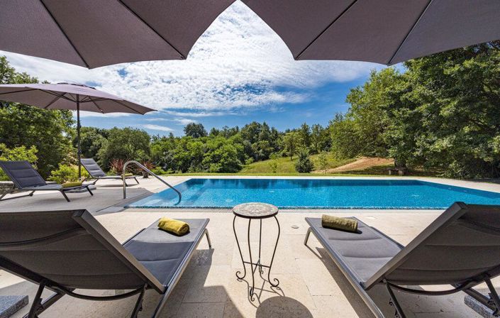 Image No.2-Propriété de 3 chambres à vendre à Pazin