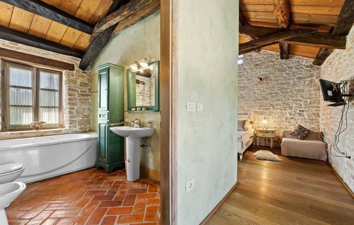 Image No.20-Propriété de 3 chambres à vendre à Pazin