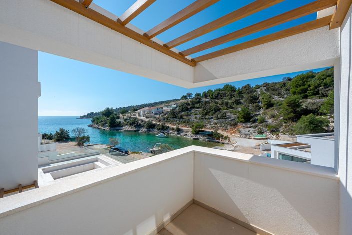 Image No.7-4 Bed Property for sale