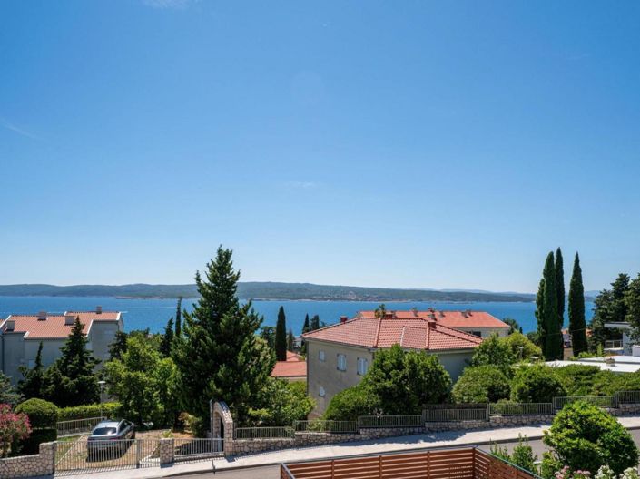 Image No.15-4 Bed Property for sale