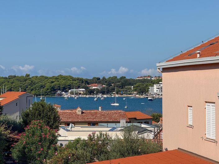 Image No.4-Propriété de 6 chambres à vendre à Banjole