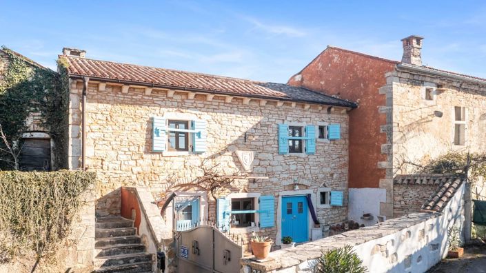 Image No.7-3 Bed Property for sale