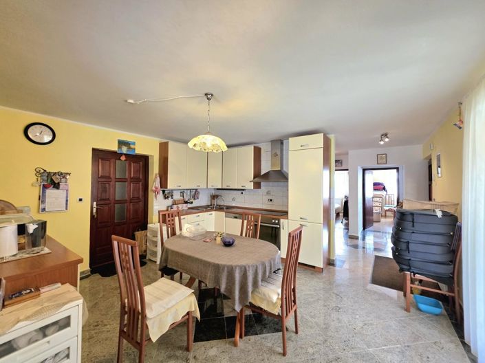 Image No.16-Propriété de 5 chambres à vendre à Galižana