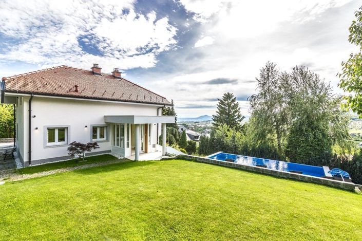 Image No.4-Propriété de 4 chambres à vendre à Croatie