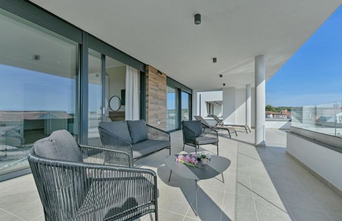 Image No.6-Propriété de 4 chambres à vendre à Peroj