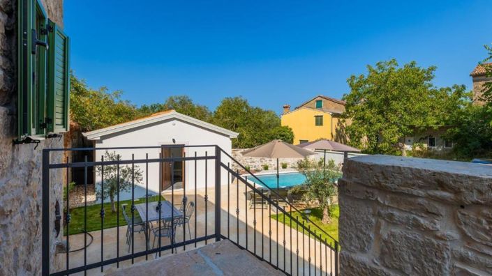 Image No.3-Propriété de 2 chambres à vendre à Višnjan