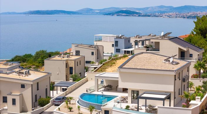 Image No.2-4 Bed Property for sale