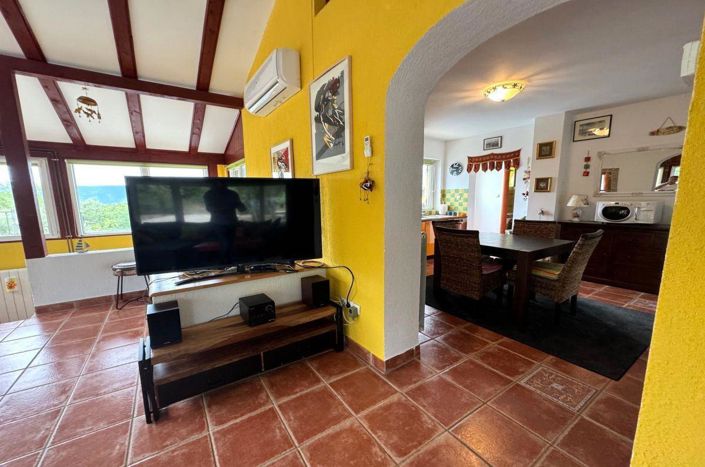 Image No.16-3 Bed Property for sale