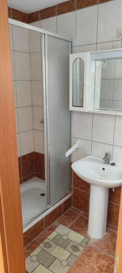 Image No.17-12 Bed Property for sale