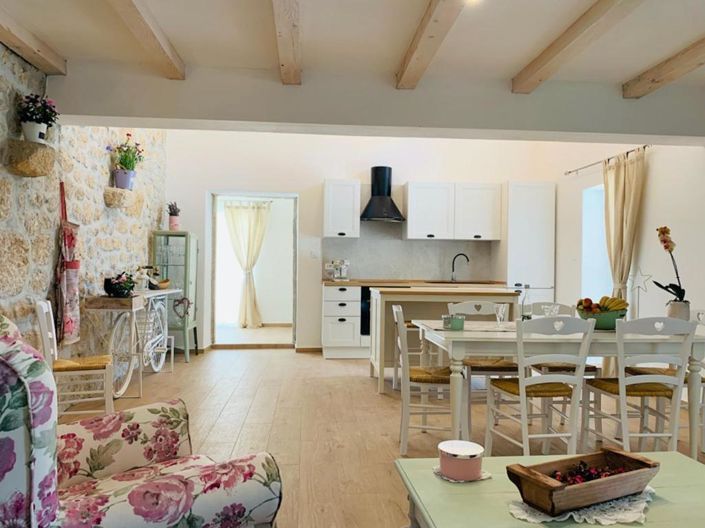 Image No.16-2 Bed Property for sale