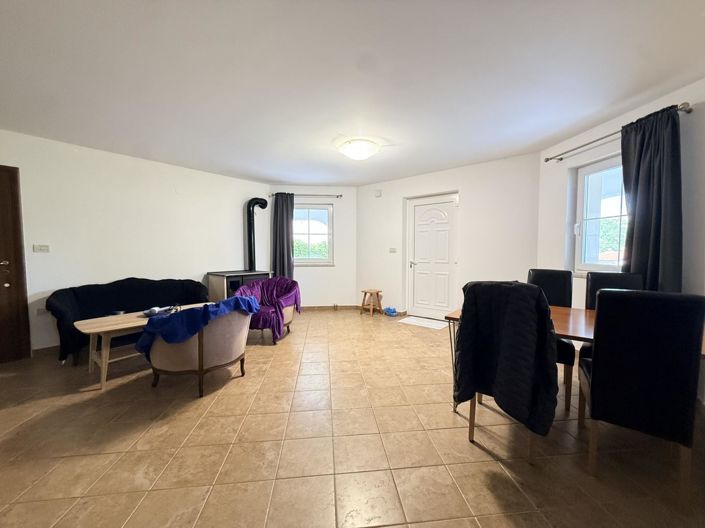 Image No.21-6 Bed Property for sale