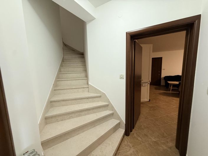Image No.24-Propriété de 6 chambres à vendre à Croatie