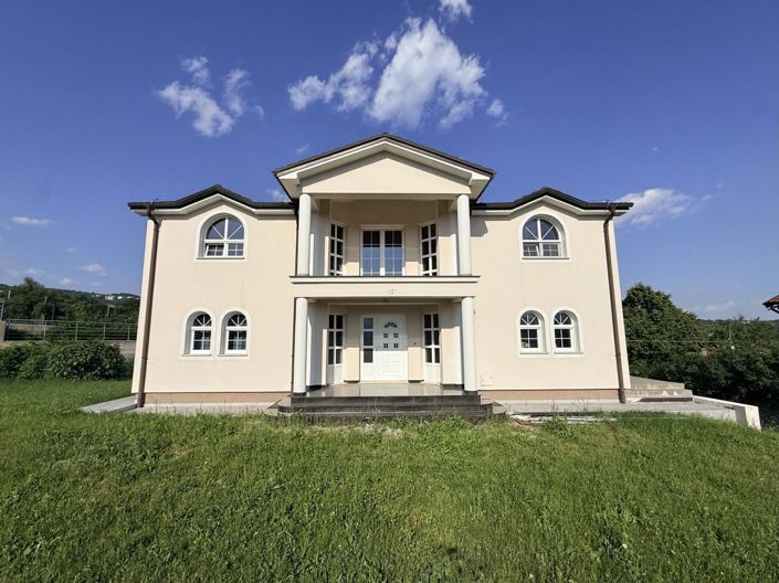 Image No.3-Propriété de 6 chambres à vendre à Croatie