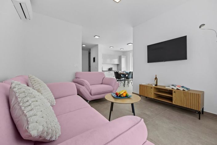 Image No.9-Propriété de 2 chambres à vendre à Premantura