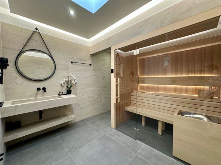Image No.19-3 Bed Property for sale