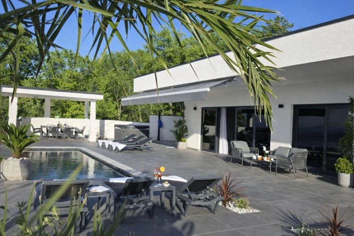 Image No.5-3 Bed Property for sale