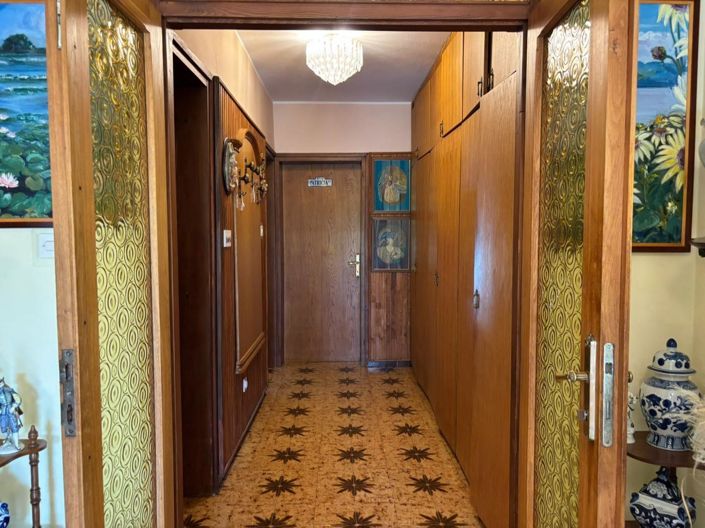 Image No.16-4 Bed Property for sale
