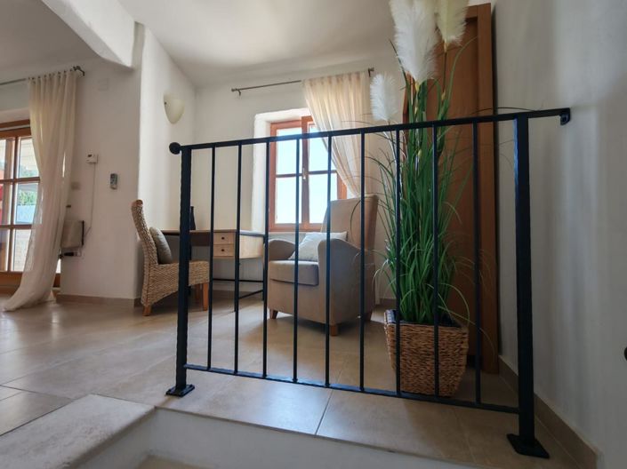 Image No.13-3 Bed Property for sale