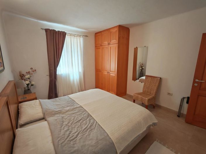 Image No.16-3 Bed Property for sale