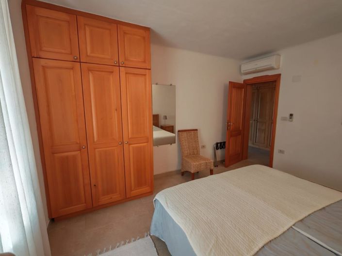 Image No.20-3 Bed Property for sale