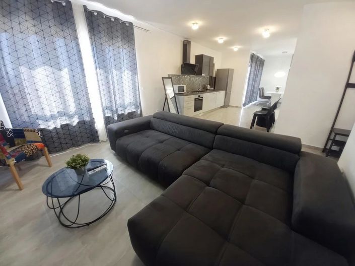 Image No.14-Propriété de 7 chambres à vendre à Makarska