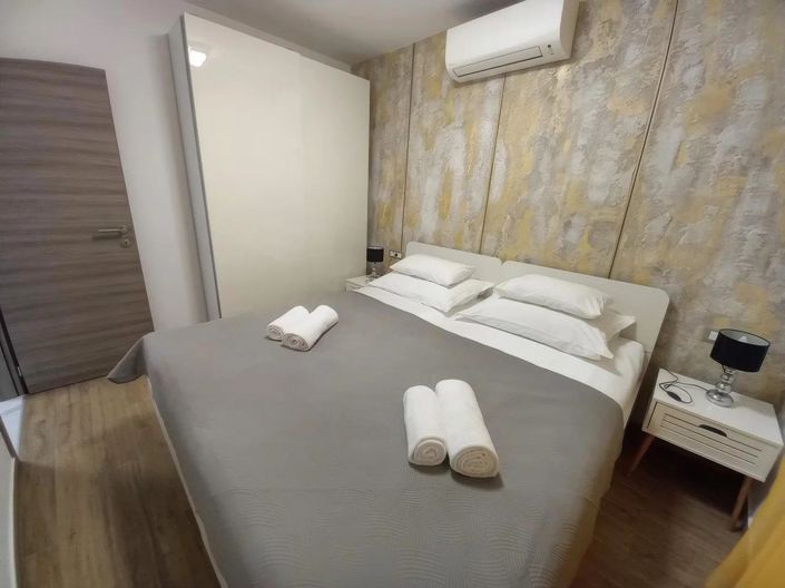 Image No.20-Propriété de 7 chambres à vendre à Makarska