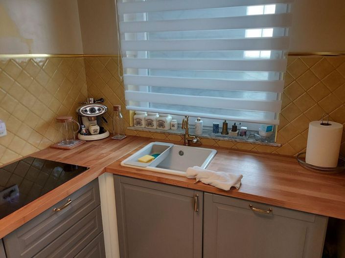 Image No.21-6 Bed Property for sale