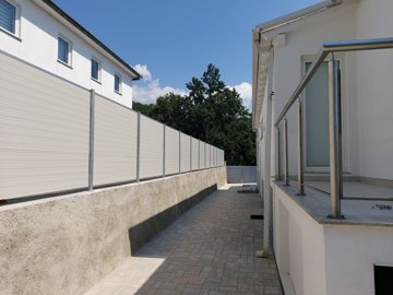 158284-597022