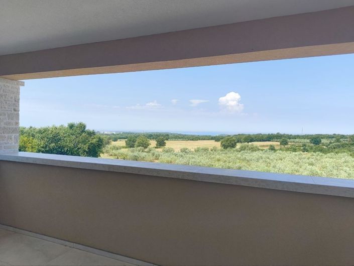 Image No.7-5 Bed Property for sale