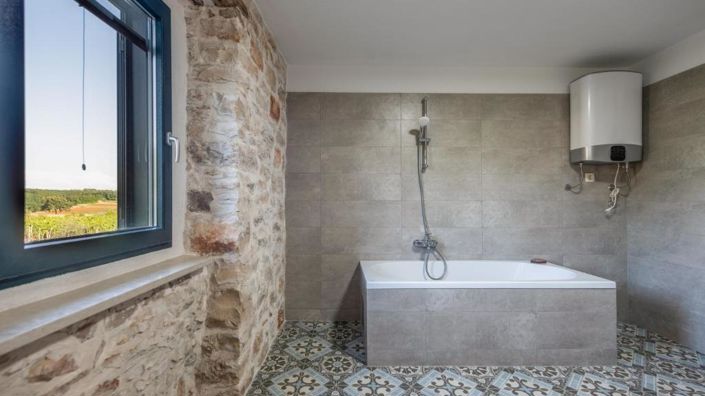 Image No.22-4 Bed Property for sale