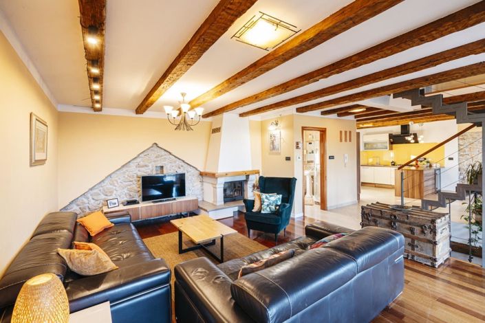Image No.14-3 Bed Property for sale