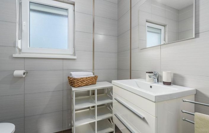 Image No.17-Propriété de 4 chambres à vendre à Žbandaj