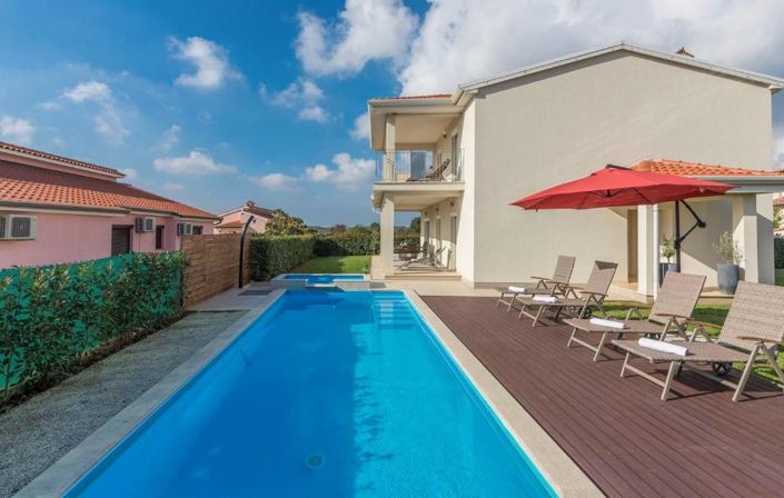 Image No.5-Propriété de 4 chambres à vendre à Žbandaj