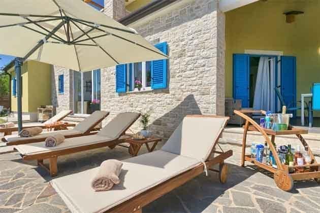 Image No.8-Propriété de 5 chambres à vendre à Žminj