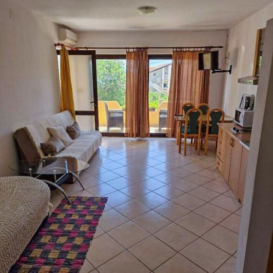 Image No.21-5 Bed Property for sale