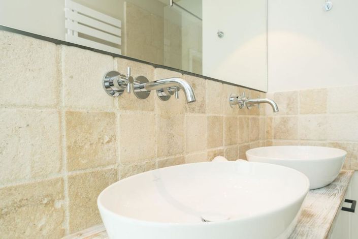 Image No.20-3 Bed Property for sale
