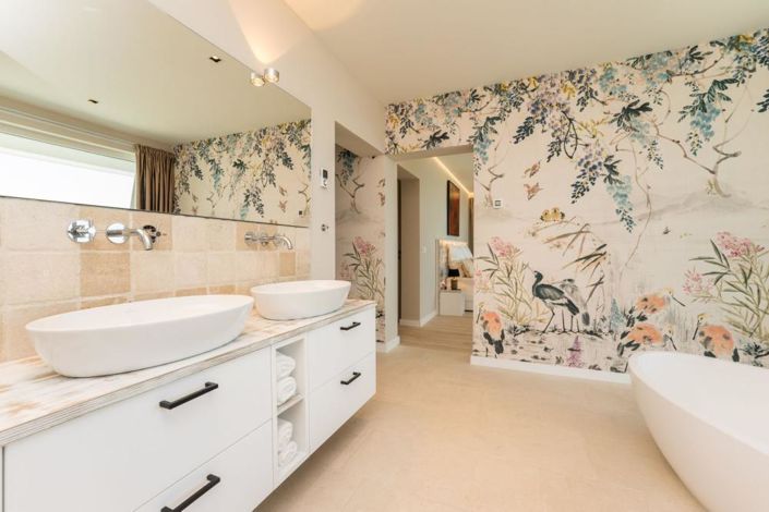 Image No.25-3 Bed Property for sale