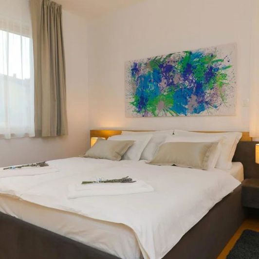 Image No.6-Propriété de 4 chambres à vendre à Supetar