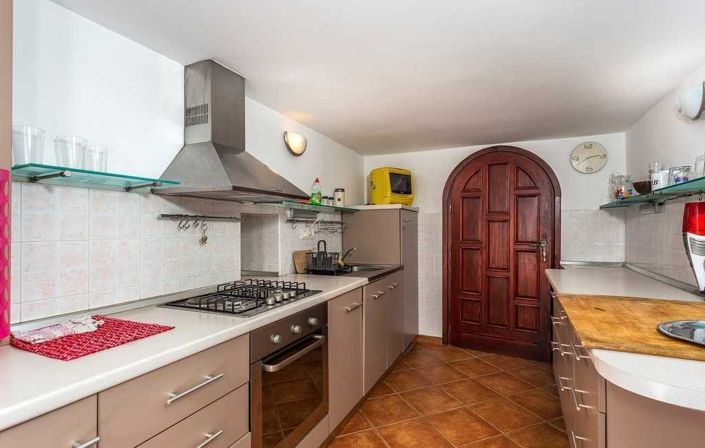Image No.12-Propriété de 6 chambres à vendre à Dobrinj