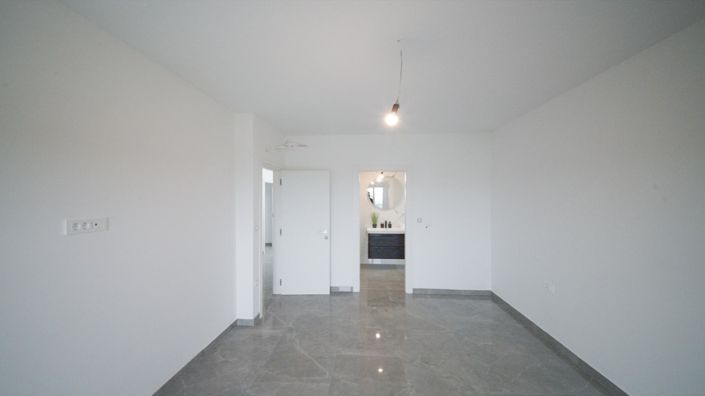 Image No.20-Propriété de 4 chambres à vendre à Buje