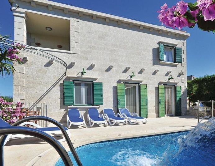 Image No.6-Propriété de 4 chambres à vendre à Mirca