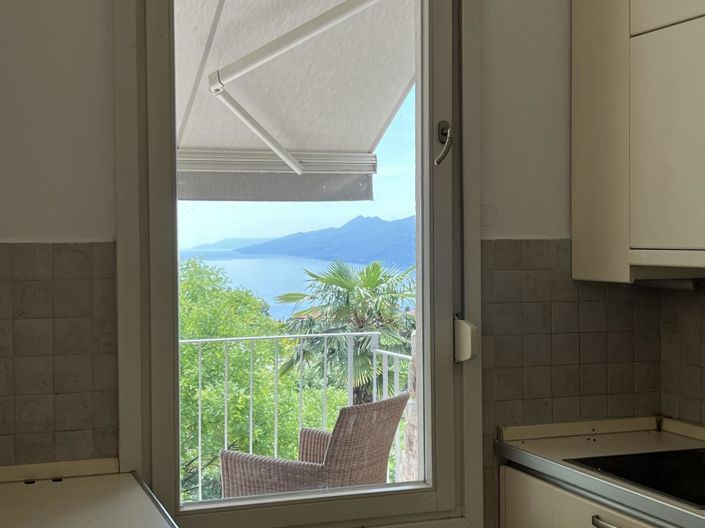 Image No.9-5 Bed Property for sale